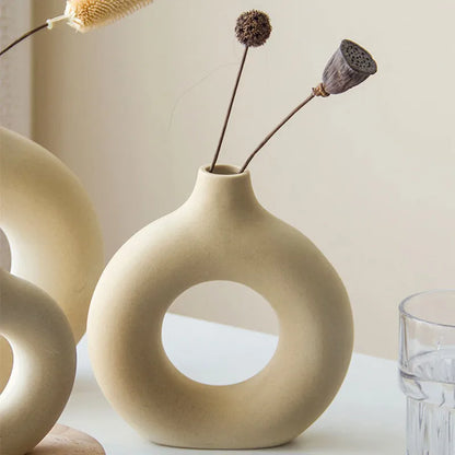 Circular Hollow Ceramic Donuts Vase